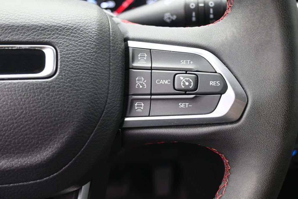 Used 2024 Jeep Compass Trailhawk AWD/4WD image 28