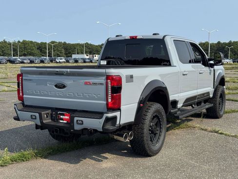 New 2026 Ford F250 Lariat w/ Black Appearance Package AWD/4WD image 6