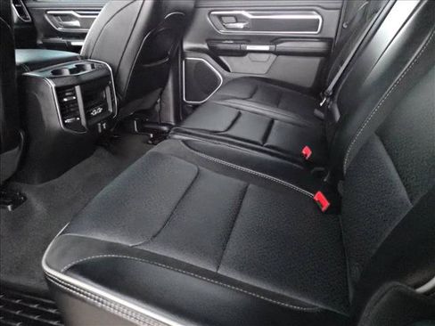 Used 2023 RAM 1500 Laramie AWD/4WD image 7