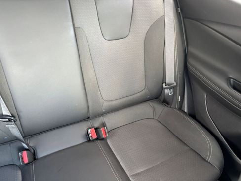 Used 2025 Buick Encore GX Preferred FWD image 36