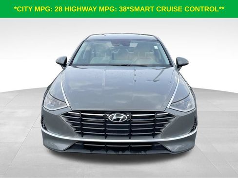 Used 2023 Hyundai Sonata SE w/ Cargo Package FWD image 2