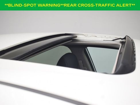 Used 2017 Nissan Altima 2.5 SV w/ Convenience Package image 9