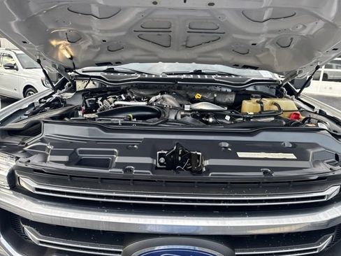 Used 2021 Ford F250 Platinum image 25