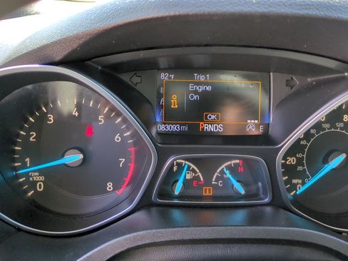 Used 2017 Ford Escape SE w/ Equipment Group 201A FWD image 22