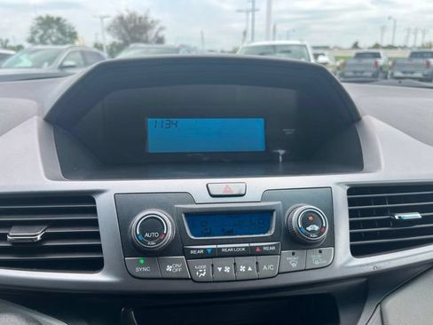 Used 2011 Honda Odyssey EX image 34
