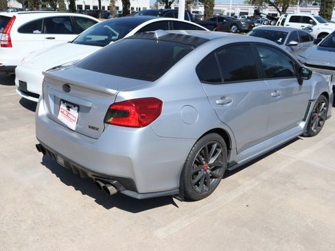 Used 2016 Subaru WRX image 11