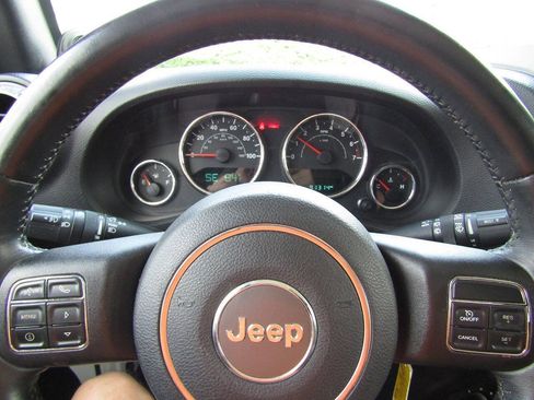 Used 2014 Jeep Wrangler Unlimited Sport w/ Quick Order Package 23S AWD/4WD image 10