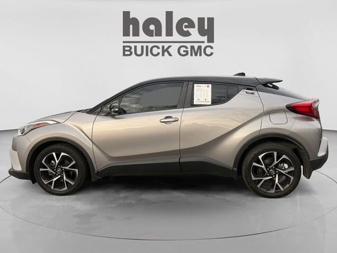 Used 2019 Toyota C-HR XLE image 2