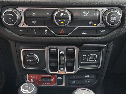 Used 2026 Jeep Wrangler Unlimited Sport AWD/4WD image 7