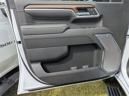 New 2026 Chevrolet Silverado 3500 High Country w/ Technology Package image 8