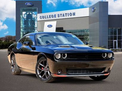 Used 2019 Dodge Challenger SXT w/ Blacktop Package