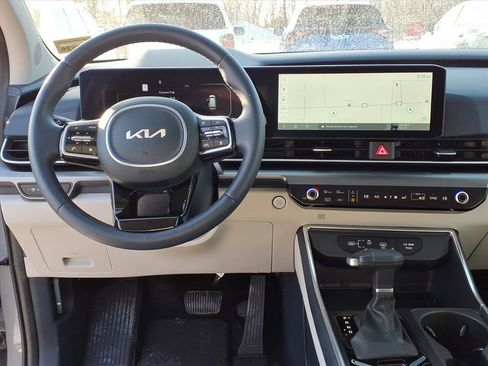 New 2026 Kia Carnival SX Prestige image 8