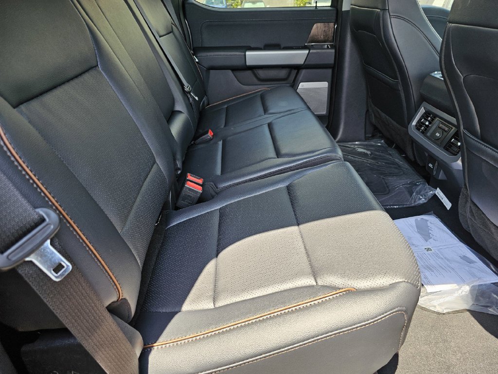 New 2026 Ford F250 Lariat w/ Lariat Premium Package AWD/4WD image 14