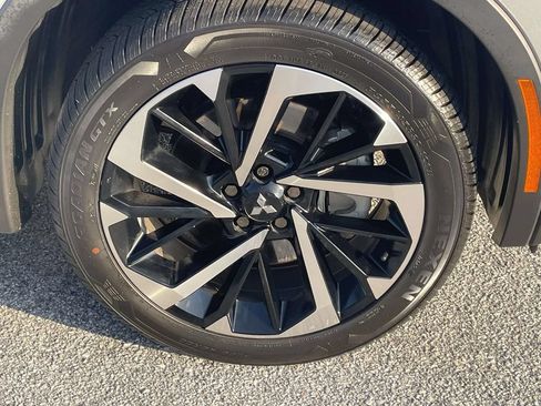 Used 2022 Mitsubishi Outlander SE FWD image 8