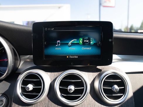 Used 2019 Mercedes-Benz C 300 Sedan image 14