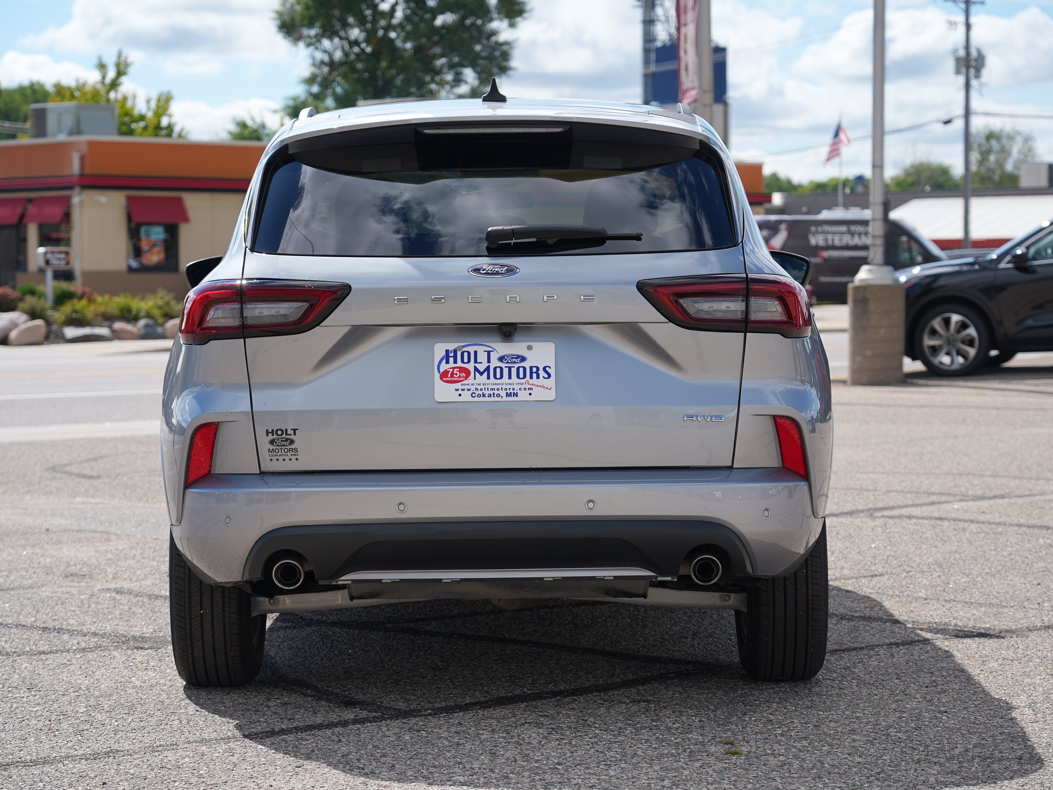 Used 2024 Ford Escape ST-Line w/ Tech Pack #1 AWD/4WD image 4