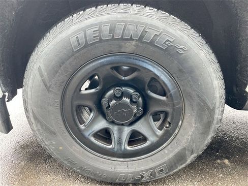 Used 2018 Chevrolet Silverado 1500 W/T w/ Trailering Package image 30