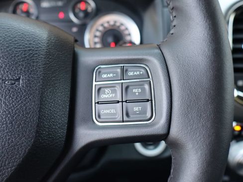 Used 2018 RAM 1500 Sport w/ Convenience Group AWD/4WD image 18