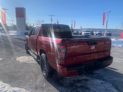 Used 2023 Nissan Frontier SV w/ Technology Package image 5