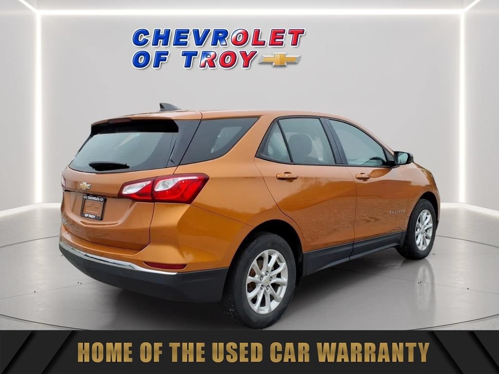 Used 2018 Chevrolet Equinox LS FWD image 9