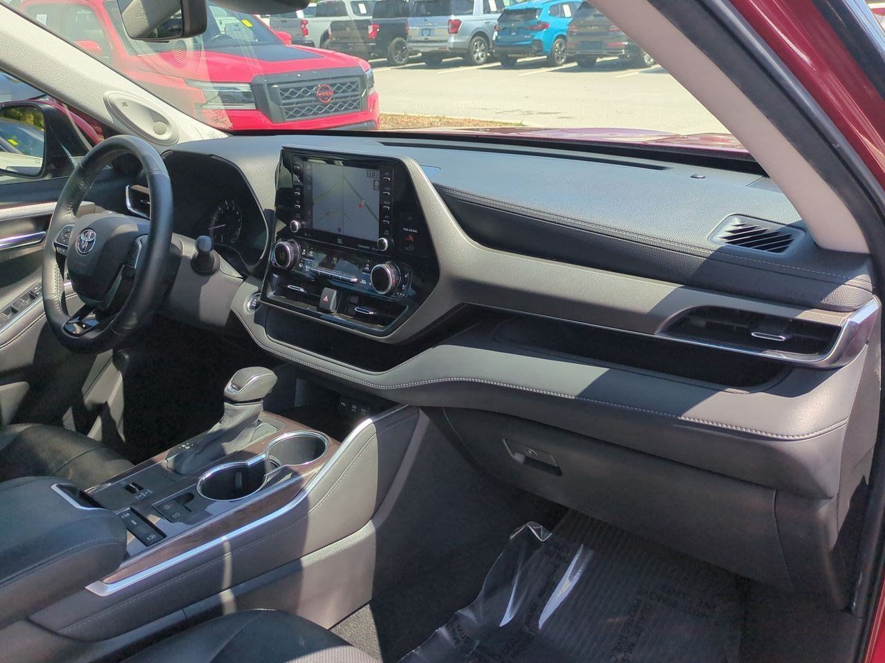 Used 2021 Toyota Highlander Limited FWD image 46
