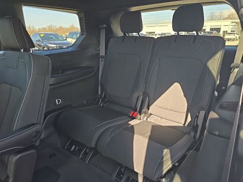 New 2026 Jeep Grand Cherokee L Laredo AWD/4WD image 20