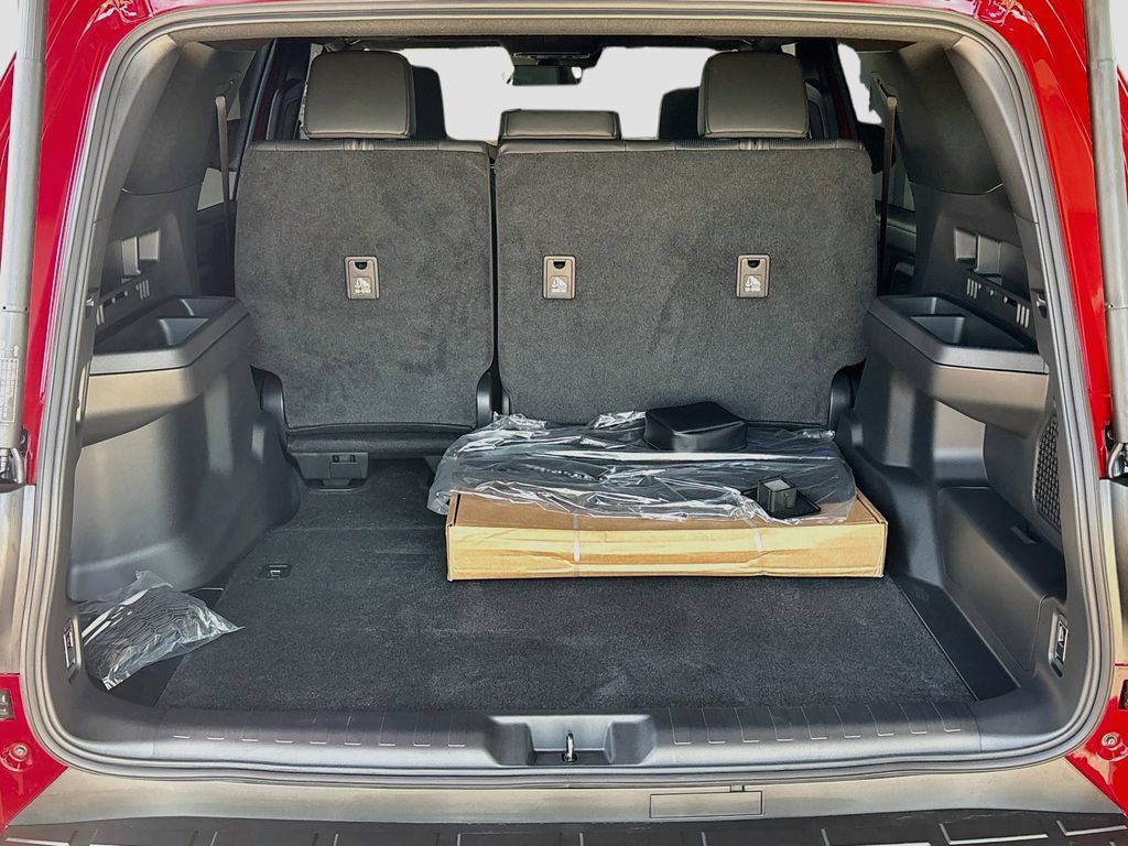 New 2026 Toyota 4Runner Limited AWD/4WD image 28