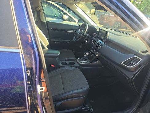 Used 2021 Kia Seltos S FWD image 5