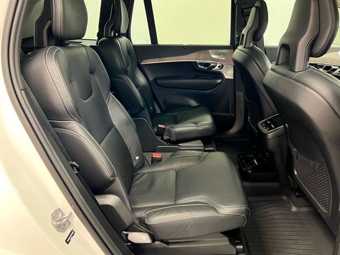Used 2022 Volvo XC90 T6 Inscription w/ Advanced Package image 17