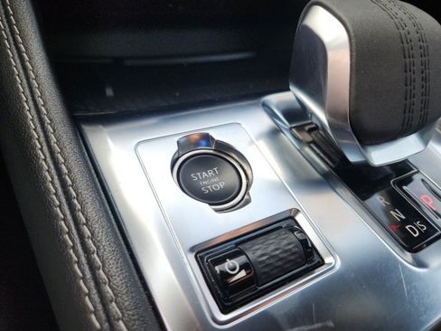 Used 2025 Jaguar F-PACE R-Dynamic S image 31