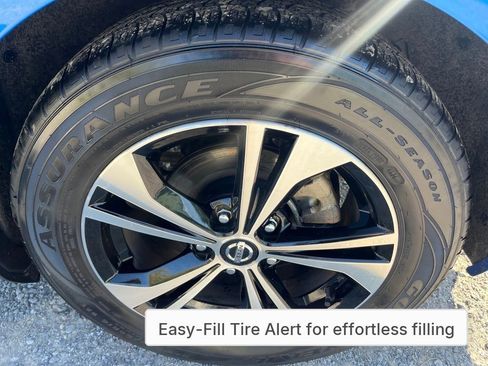 Used 2023 Nissan Sentra SV image 33