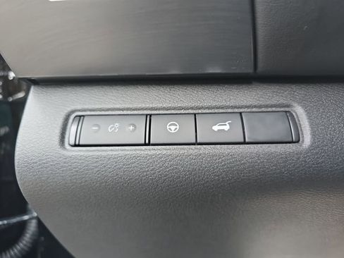 New 2025 Nissan Pathfinder SL w/ Cargo Package image 31