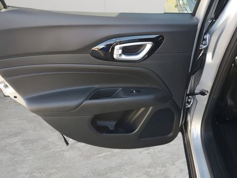 New 2026 Jeep Compass Latitude w/ Quick Order Package 29K image 17