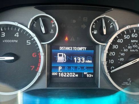 Used 2015 Toyota Tundra Limited RWD image 9