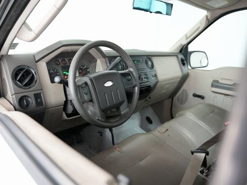 Used 2008 Ford F250 XL image 5