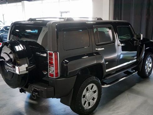 Used 2009 HUMMER H3 Alpha image 51