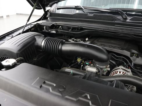 Used 2021 RAM 1500 Laramie AWD/4WD image 19
