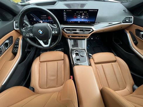 Used 2023 BMW 330i xDrive Sedan w/ Premium Package AWD/4WD image 13