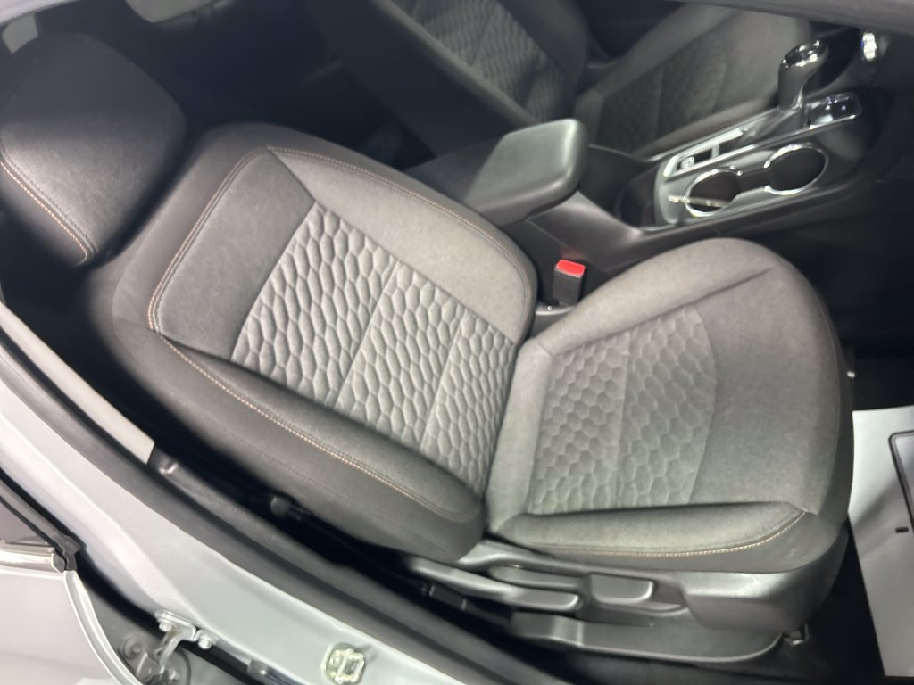 Used 2019 Chevrolet Equinox LT AWD/4WD image 23