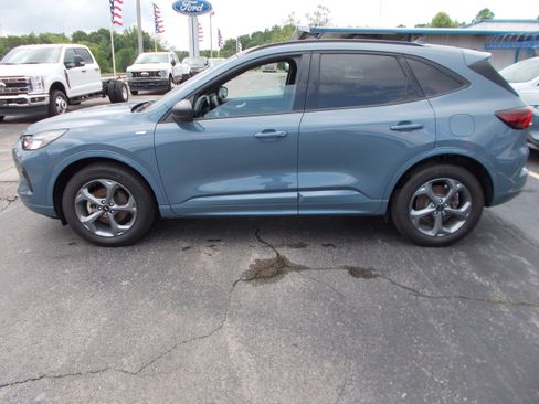 Used 2023 Ford Escape ST-Line w/ Tech Pack #1 image 6