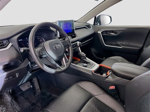 Used 2024 Toyota RAV4 Adventure image 15