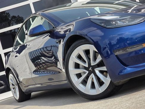 Used 2023 Tesla Model 3 Standard Range RWD image 12
