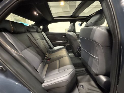 New 2026 Toyota Crown Platinum image 21