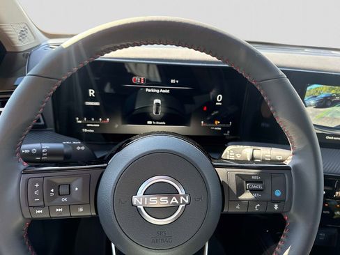 New 2026 Nissan Kicks SR w/ Cold Weather Package image 10