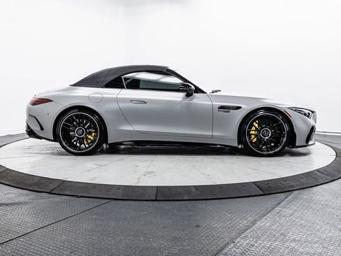 Used 2022 Mercedes-Benz SL 63 AMG 4MATIC image 36