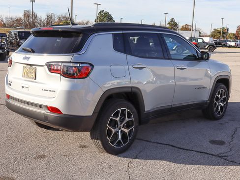 New 2026 Jeep Compass Limited image 5