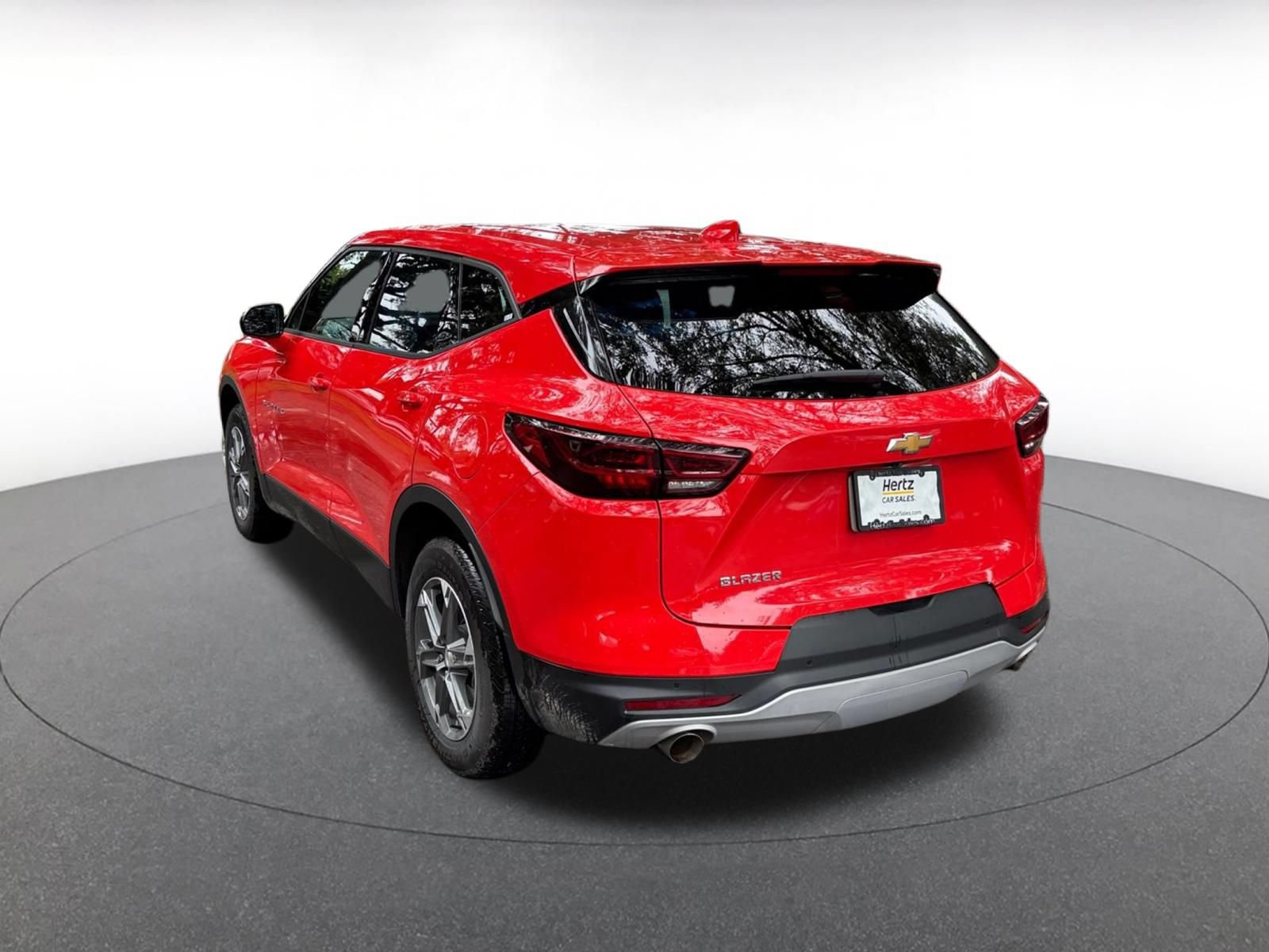 Used 2026 Chevrolet Blazer LT FWD image 8