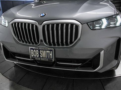 Used 2025 BMW X5 sDrive40i w/ Premium Package image 11