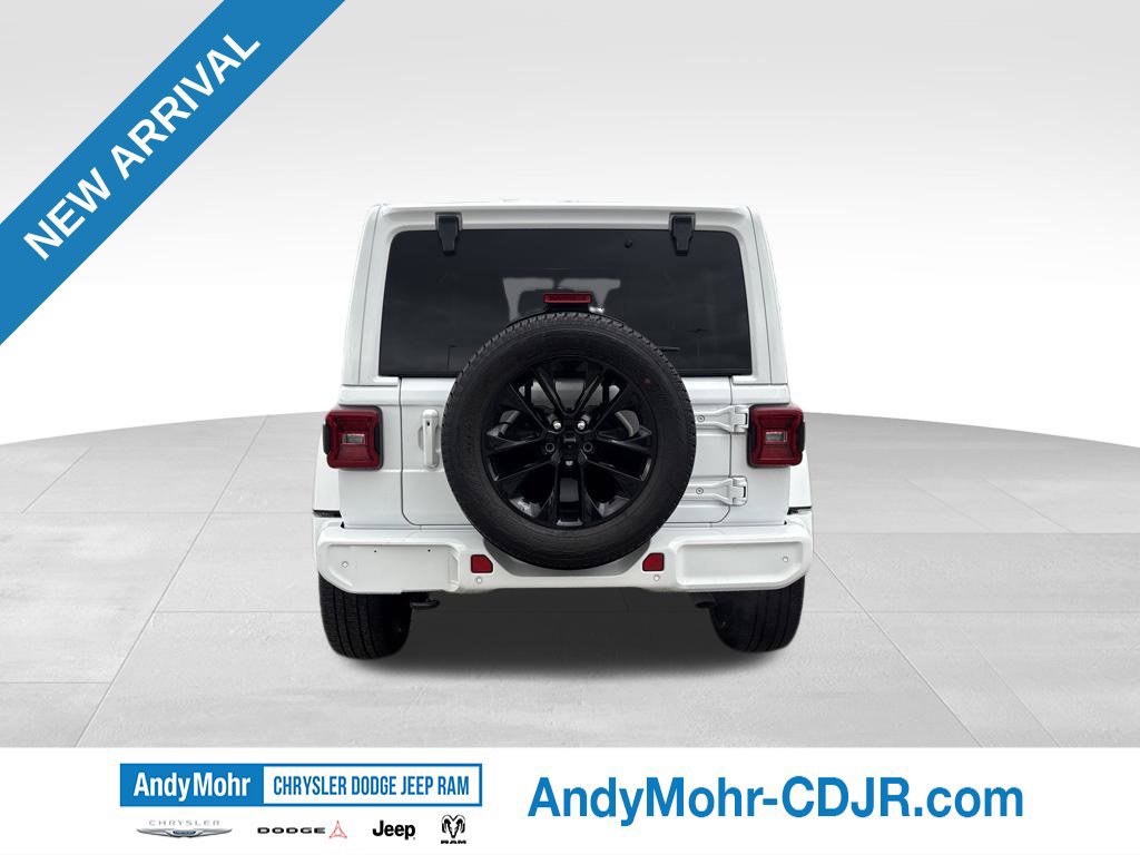 Used 2023 Jeep Wrangler Unlimited Sahara AWD/4WD image 6