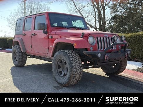 Used 2017 Jeep Wrangler Unlimited Sahara w/ Connectivity Group image 1